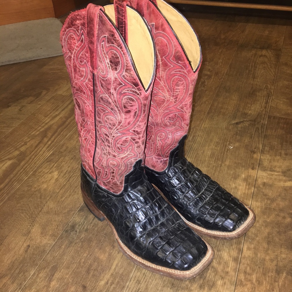 Men’s Cowboy Boots size 8 EE